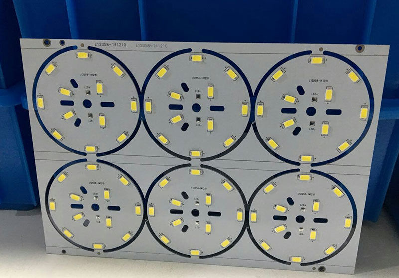 常熟LED燈板SMT貼片加工